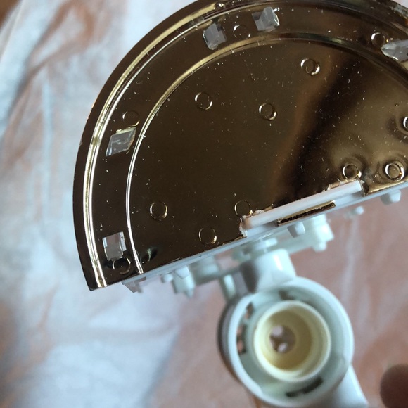 Bath & Body Works Holiday Village Cloche Nightlight Wallflowers Fragrance Plug. - Picture 9 of 11